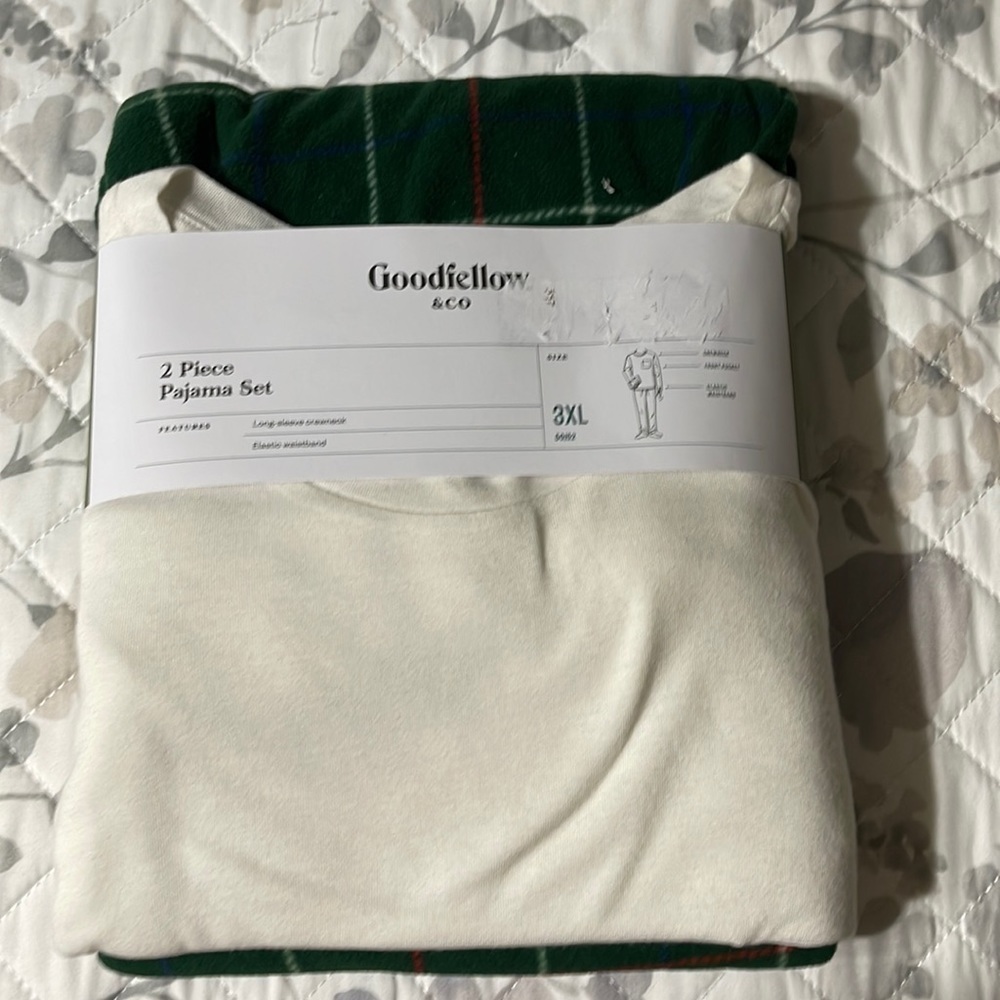 New men’s long sleeve pj set 3 XL